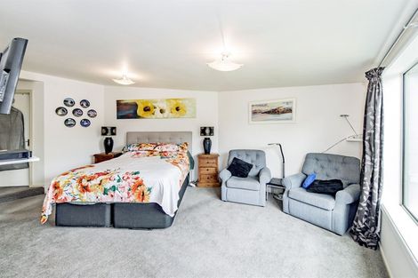 Photo of property in 10 Greta Place, Hoon Hay, Christchurch, 8025