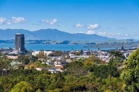 Photo of property in 1/15 Zion Road, Birkenhead, Auckland, 0626