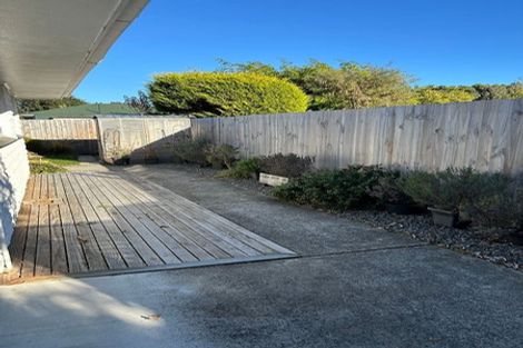 Photo of property in 18 Pahau Place, Cracroft, Christchurch, 8025