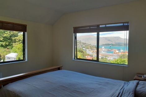 Photo of property in 41 Hawkhurst Road, Lyttelton, 8082