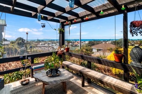 Photo of property in 22 The Crescent, Waihi Beach, 3611