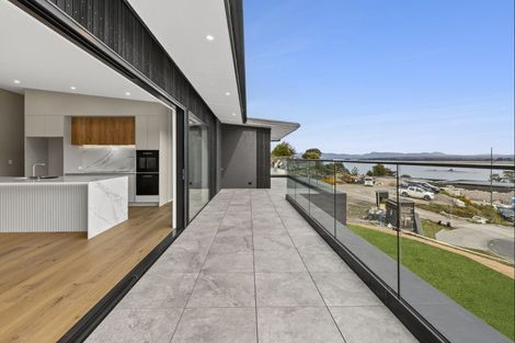 Photo of property in 9 Fairburn Place, Kaiteriteri, 7197