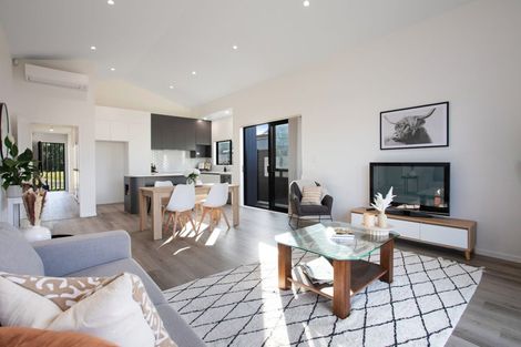 Photo of property in 1 Lamont Place, Waikanae, 5036