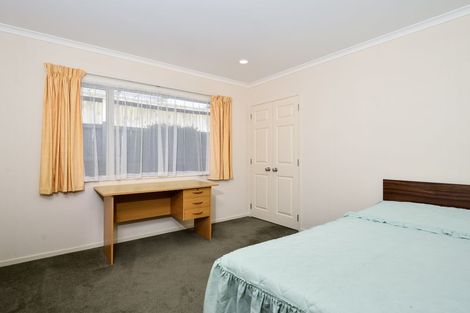 Photo of property in 30a Highfields Terrace, Henderson, Auckland, 0612