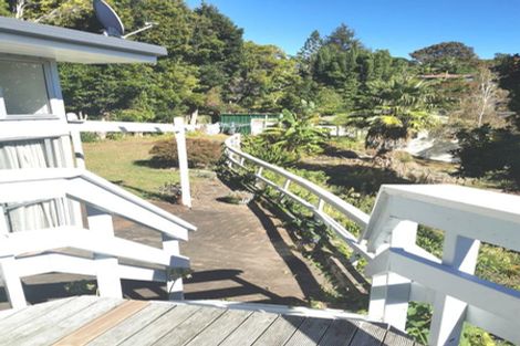Photo of property in 50 Girrahween Drive, Totara Vale, Auckland, 0629