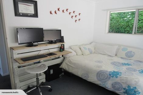 Photo of property in 26 Voelas Road, Lyttelton, 8082