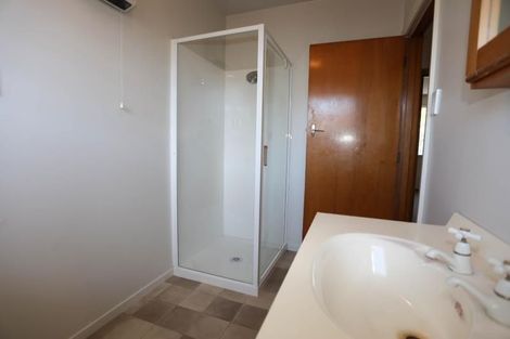 Photo of property in 2/32 Mona Vale Avenue, Riccarton, Christchurch, 8011