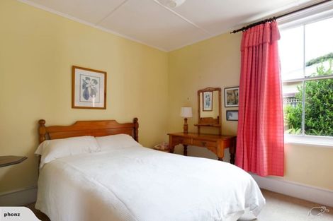 Photo of property in 143 Tasman Street, Nelson, 7010