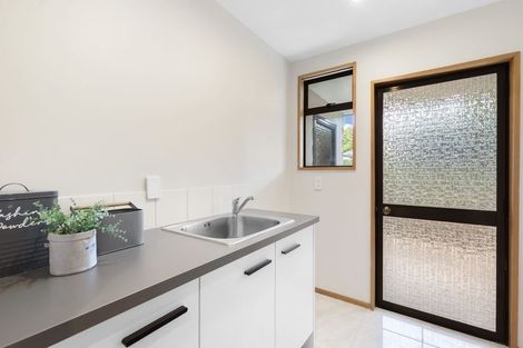 Photo of property in 5 Lancewood Drive, Halswell, Christchurch, 8025