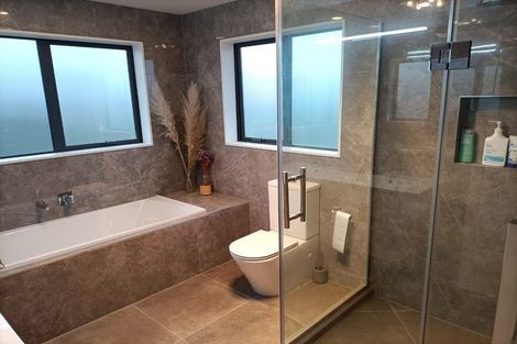 Photo of property in 70 Puni Road, Pukekohe, 2120