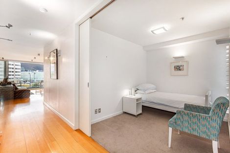 Photo of property in Aqua, 13/74 Oriental Parade, Oriental Bay, Wellington, 6011