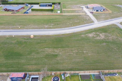Photo of property in 16 Ashbury Drive, Tinwald, 7774