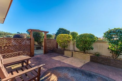 Photo of property in 1 Inverell Place, Waikanae, 5036
