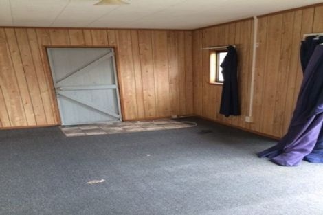Photo of property in 4 Trounson Avenue, Clendon Park, Auckland, 2103