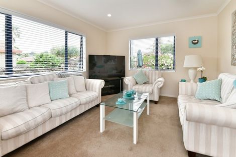 Photo of property in 31 Red Hibiscus Road, Stanmore Bay, Whangaparaoa, 0932