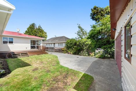 Photo of property in 44 Russell Road, Wainuiomata, Lower Hutt, 5014