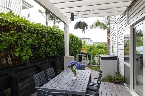 Photo of property in 43 Landmark Terrace, Orewa, 0931