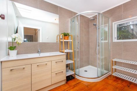 Photo of property in 16 Cornwall Road, Raglan, 3295