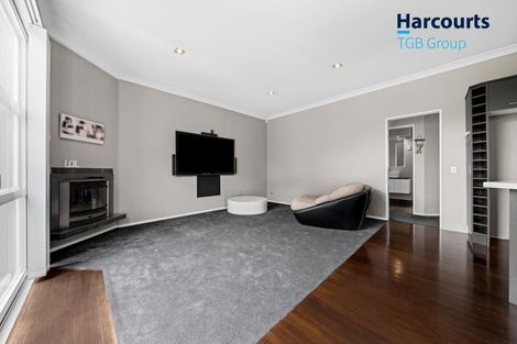 Photo of property in 28 Franshell Crescent, East Tamaki, Auckland, 2013
