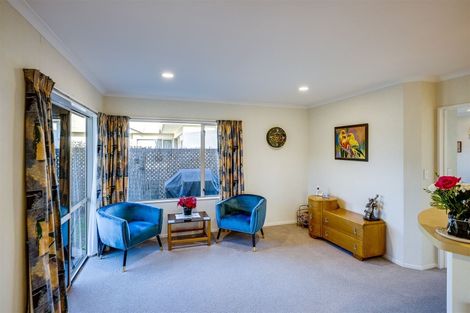 Photo of property in 75 Kensington Drive, Taradale, Napier, 4112