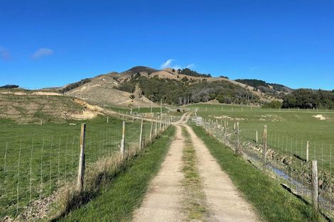 Photo of property in 130 Te Horo Hautere Cross Road, Hautere, Otaki, 5582