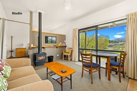 Photo of property in 12 Hidden Hills Drive, Wanaka, 9305