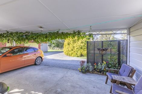Photo of property in 14 Owen Street, Tikokino, Waipawa, 4273