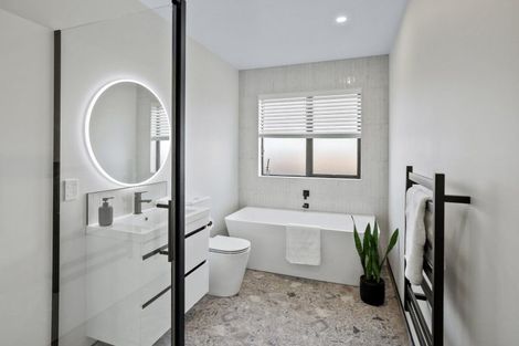 Photo of property in 25 Oralee Terrace, Peacocke, Hamilton, 3206