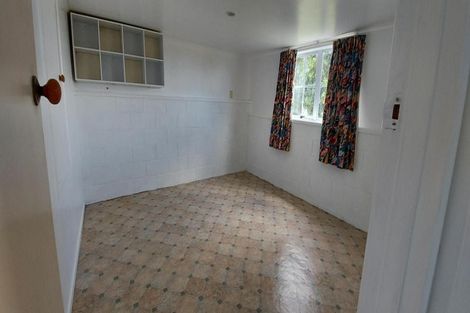 Photo of property in 129 Mcleod Road, Te Atatu South, Auckland, 0610