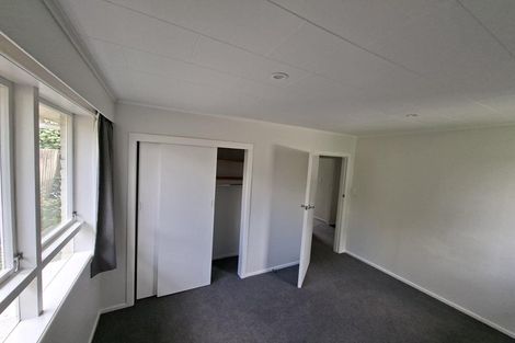 Photo of property in 18 Greenwood Place, Paraparaumu, 5032