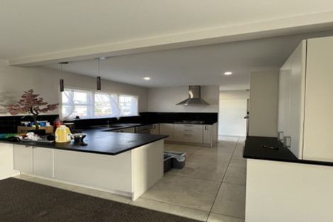 Photo of property in 19 Oswald Crescent, Paparangi, Wellington, 6037