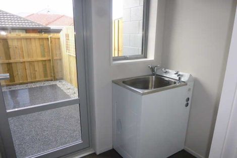 Photo of property in 1/49 Maxwell Street, Riccarton, Christchurch, 8041