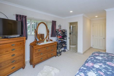 Photo of property in 40 Easton Way, Levin, 5510