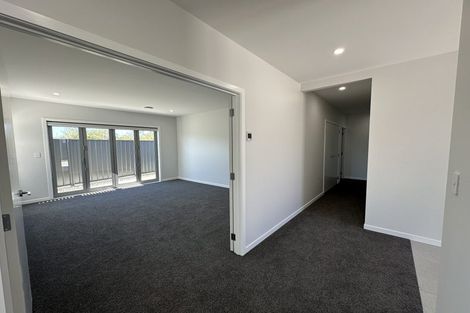Photo of property in 6 George Yee Place, Taradale, 4112