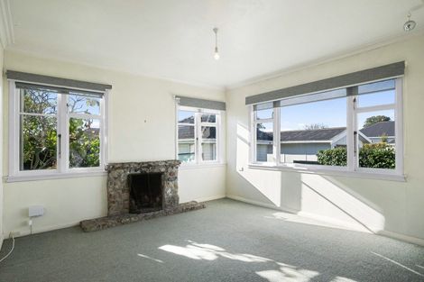 Photo of property in 30 Graham Street, Levin, 5510