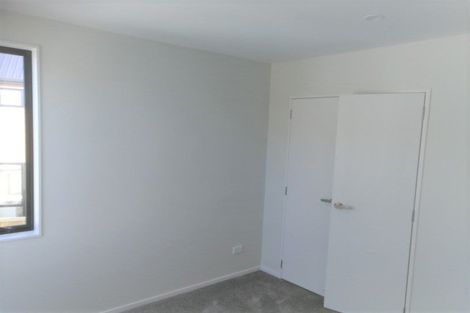 Photo of property in 5 Fowler Street, Northcote, Auckland, 0627
