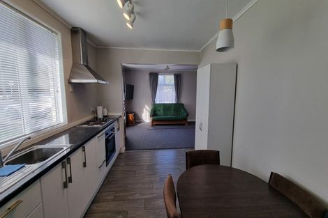 Photo of property in 26 Seaward Road, Edendale, 9825