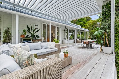 Photo of property in 47 Waipuia Place, Greenhithe, Auckland, 0632