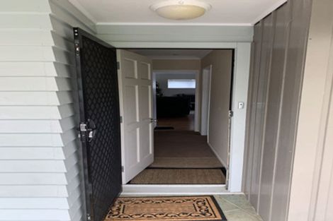 Photo of property in 43 Minaret Drive, Bucklands Beach, Auckland, 2014