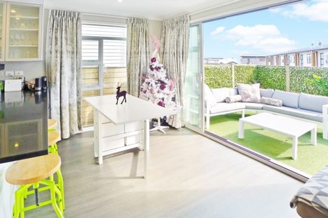 Photo of property in 5 Lockheed Street, Hobsonville, Auckland, 0618