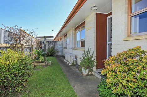 Photo of property in 2/205 Charles Street, Saint Leonards, Hastings, 4120