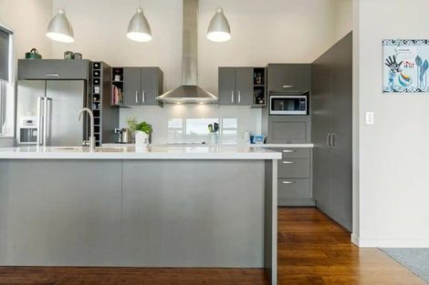 Photo of property in 27 Matheson Road, Red Beach, 0932