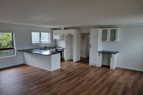 Photo of property in 2/32 Spriggs Crescent, Greenmeadows, Napier, 4112