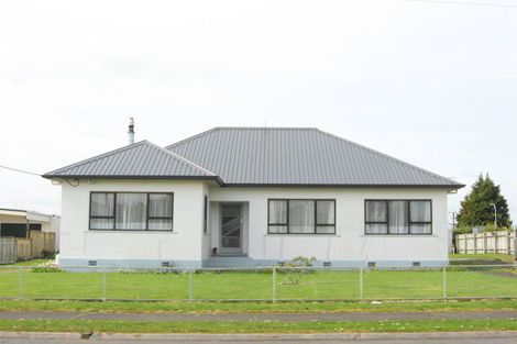 Photo of property in 17 Richmond Street, Inglewood, 4330