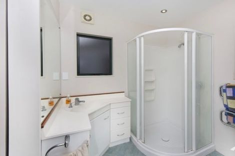 Photo of property in 662 Beach Road, Browns Bay, Auckland, 0630