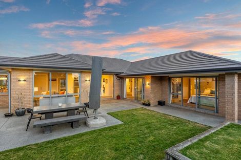 Photo of property in 26 Blue Gum Place, New Brighton, Christchurch, 8083