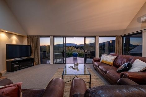 Photo of property in 5 Cotter Avenue, Arrowtown, 9302
