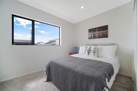 Photo of property in 32 Kairakau Street, Papakura, 2110