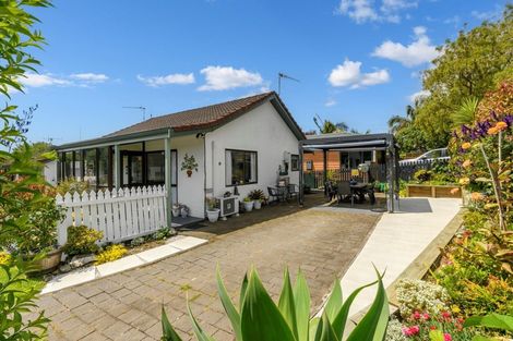 Photo of property in 87c James Cook Drive, Welcome Bay, Tauranga, 3112