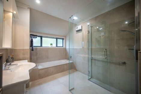 Photo of property in 16 Park Drive, Richmond, 7020